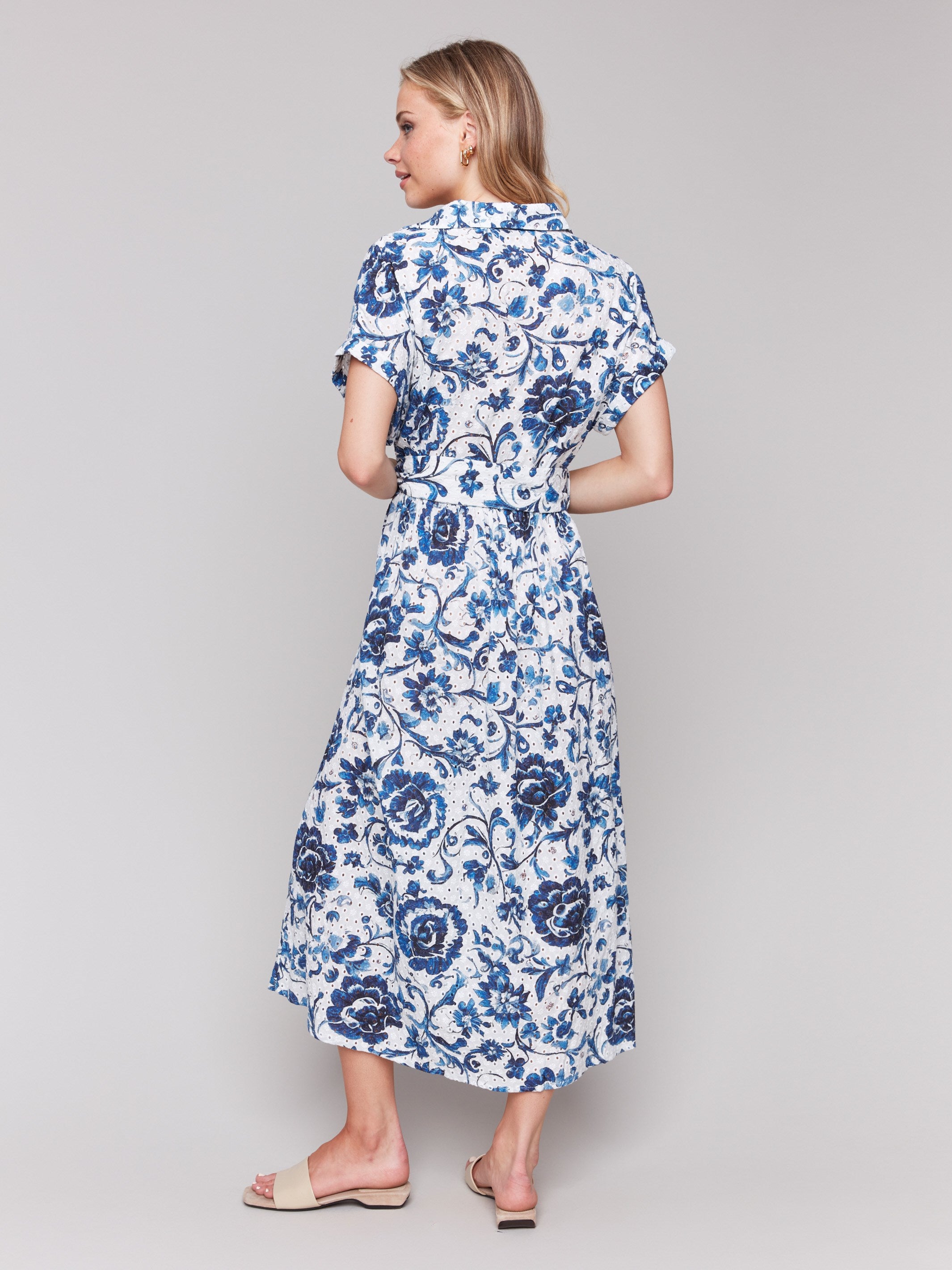 Elegant short-sleeved floral maxi dress by Charlie B.