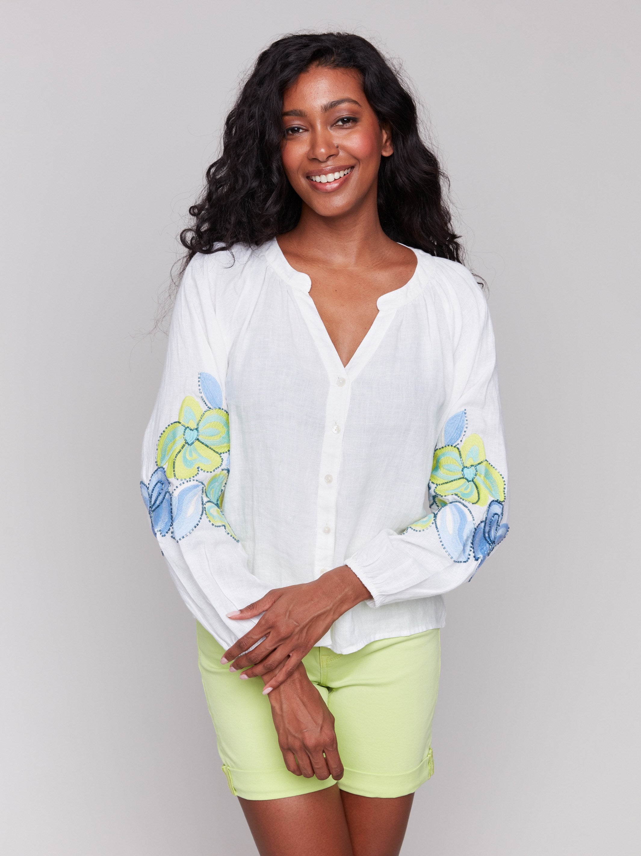 Linen blend blouse with V-neck and detailed sleeves by Charlie B.