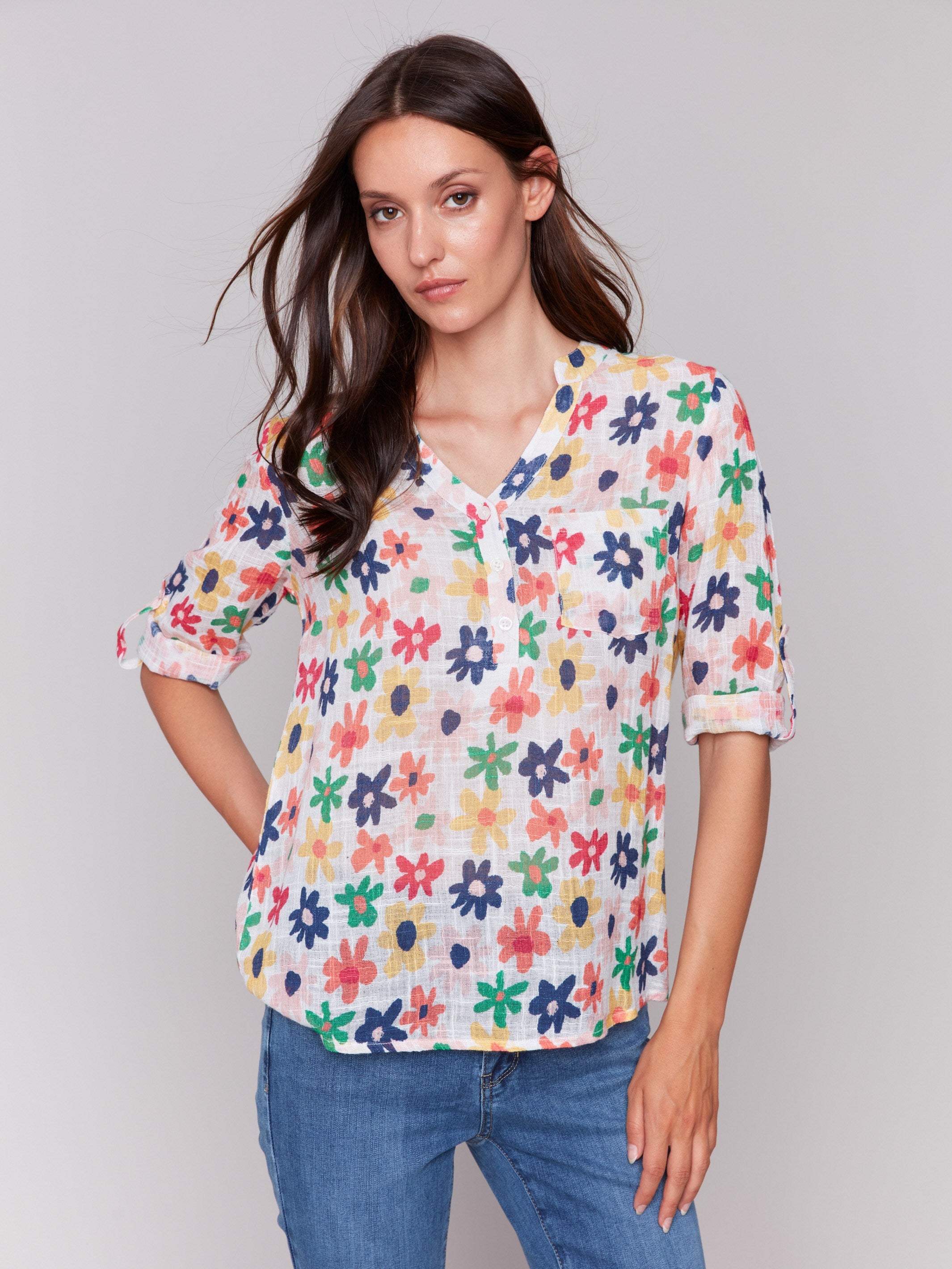 Blouse with Mao collar and vibrant floral pattern by Charlie B.