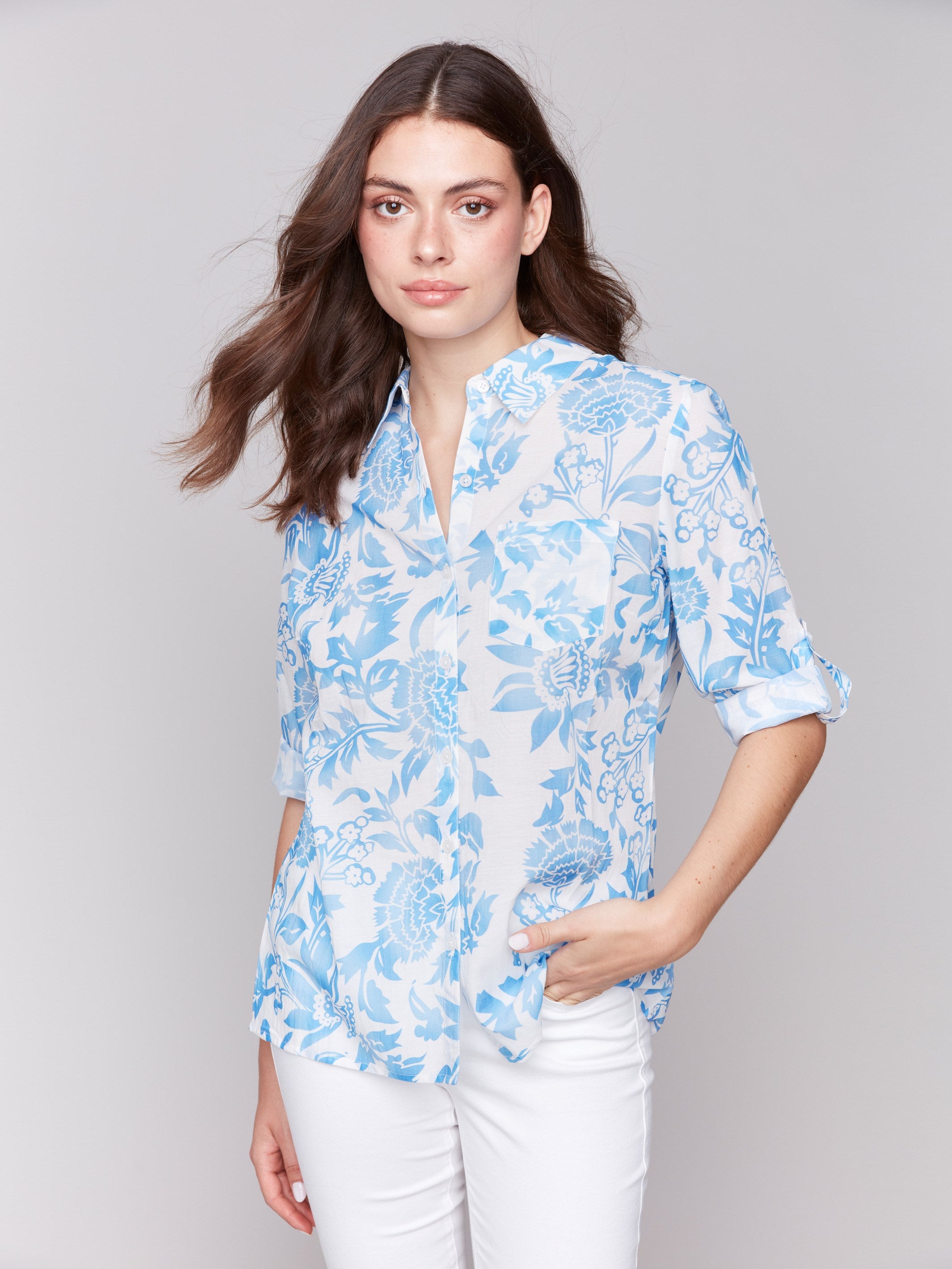 Floral pattern shirt with a classic collar by Charlie B.