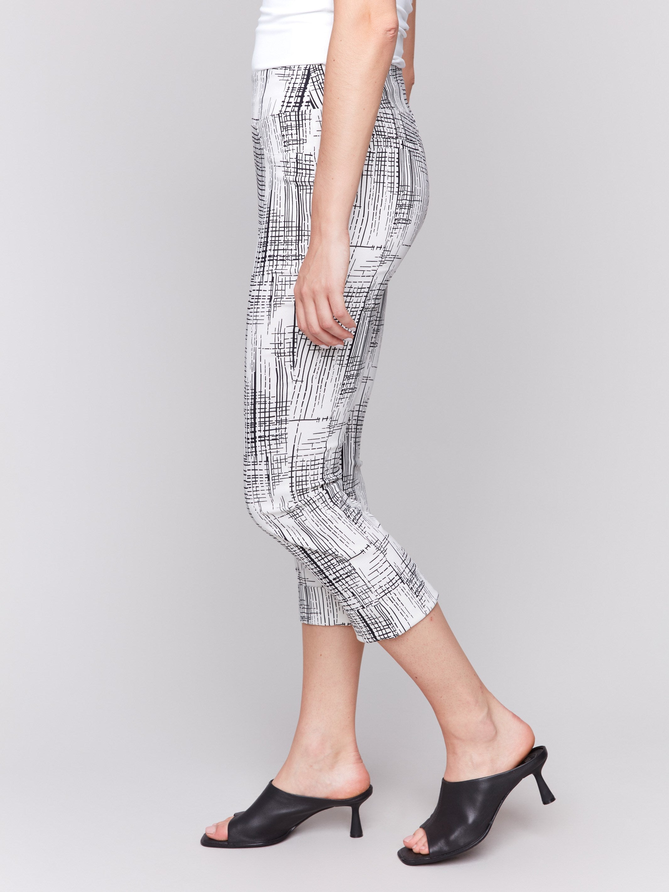 Pepper check-patterned capri pants made from stretch fabric by Charlie B.