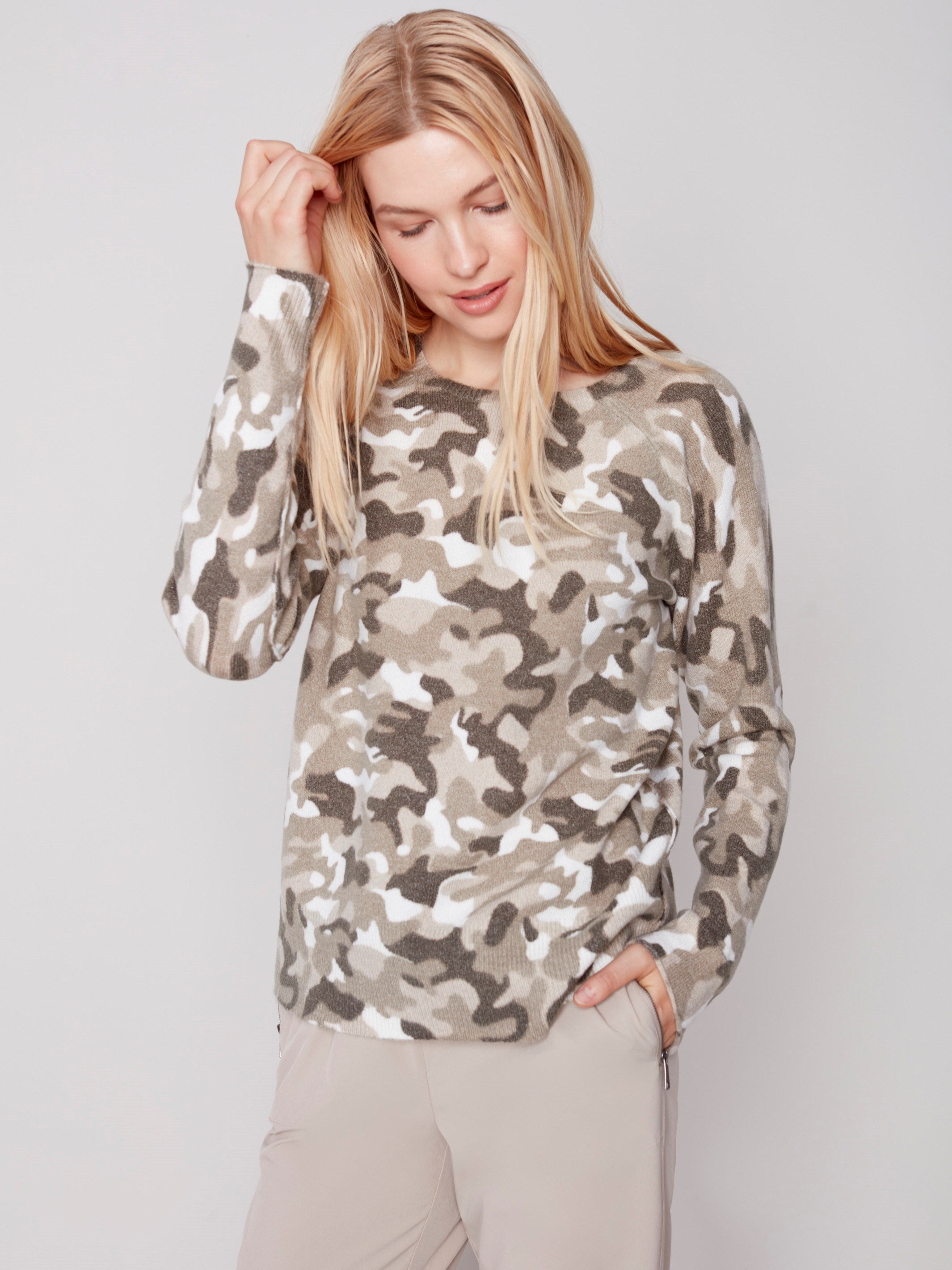 Women's on sale camouflage sweaters